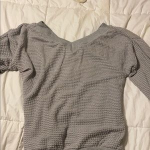 i am selling a very fun sweater that’s so comfy!!